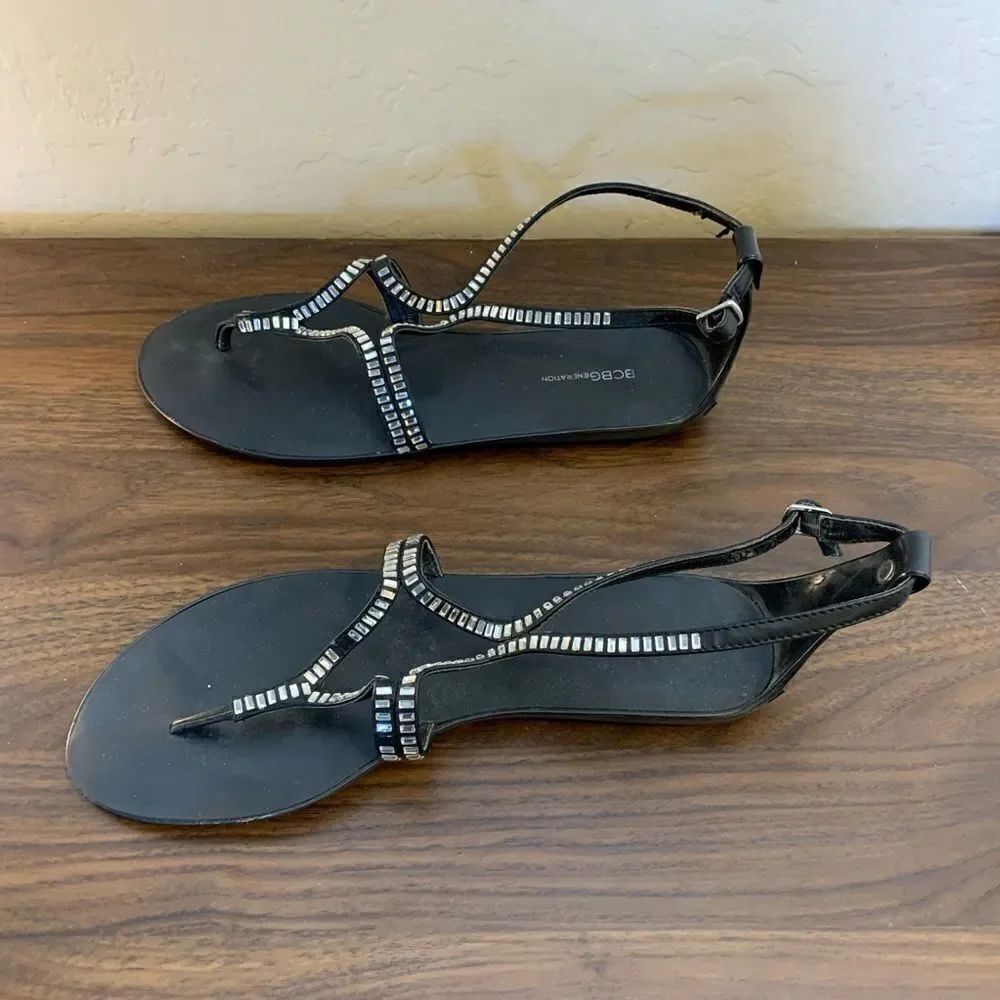 BCBGeneration Flat Silver Sparkle Sandals - Picture 4 of 7